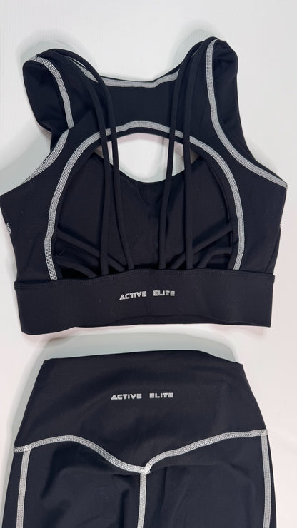 Pilara Set - Black Close Up