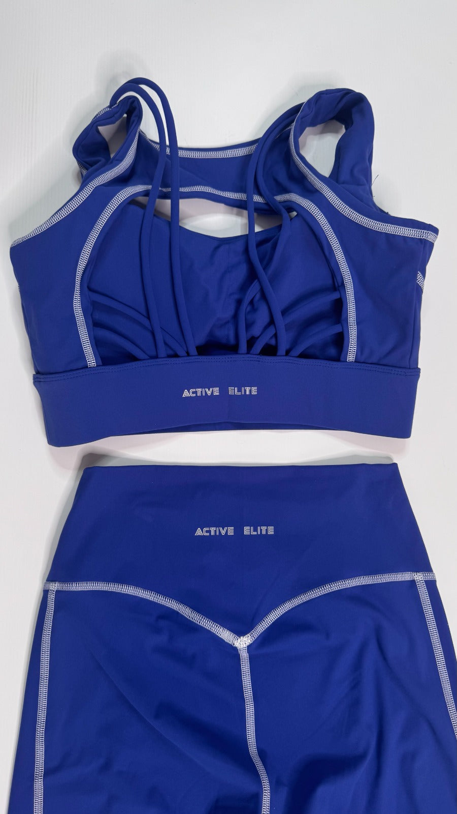 Pilara Set - Blue Close Up